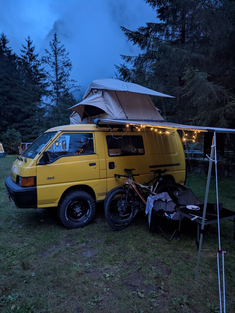 Jacks Roadtrip 9,All things protected against the rain