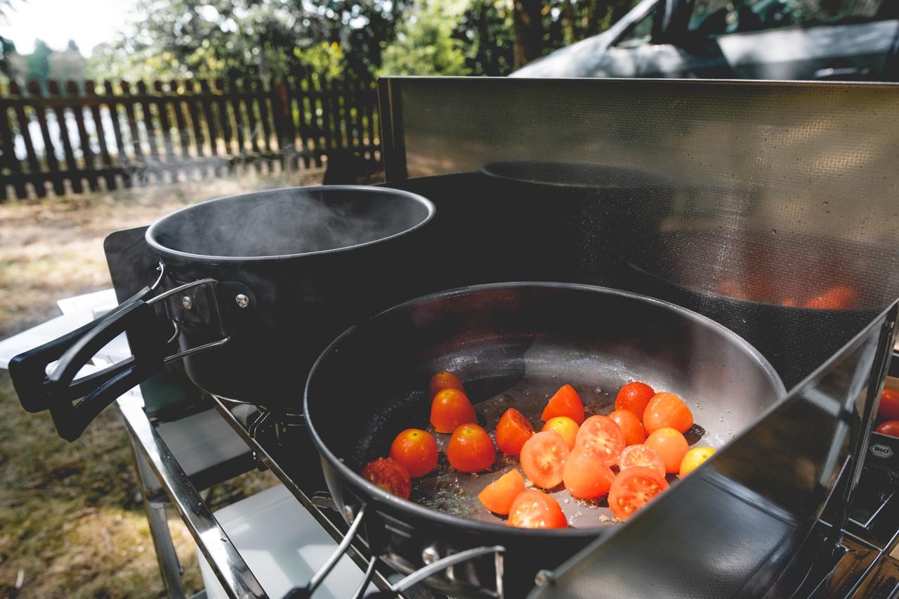 Chuckbox dare to be different a small camping kitchen