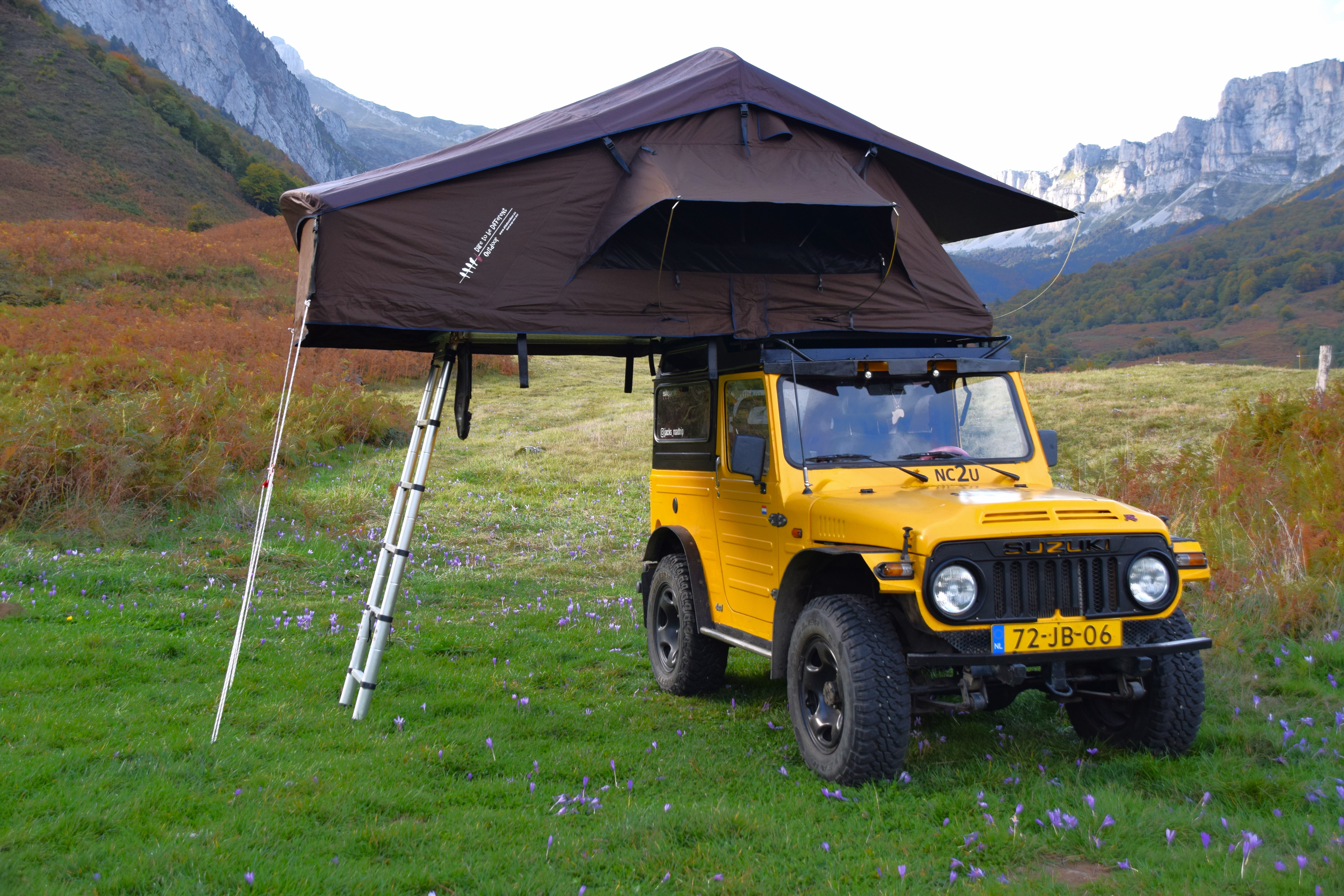 Dare to be Different rooftoptent 140l Brown
