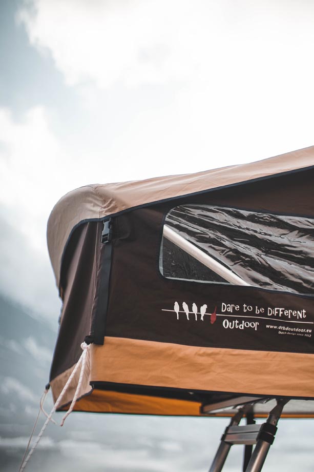 https://8987580.fs1.hubspotusercontent-na1.net/hubfs/8987580/Website%202023/Producten/Rooftoptents/140%20Deluxe/DSC08495.webp