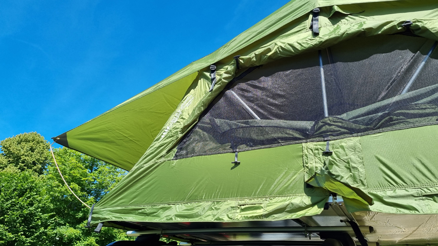 https://8987580.fs1.hubspotusercontent-na1.net/hubfs/8987580/Website%202023/Producten/Rooftoptents/140%20LW%20Green/20220614_112430.jpg