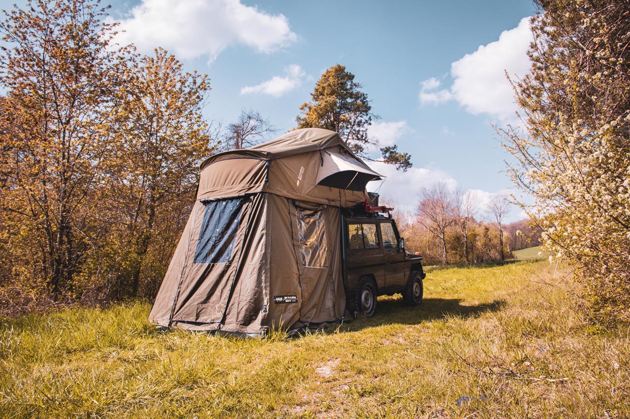 https://8987580.fs1.hubspotusercontent-na1.net/hubfs/8987580/Website%202023/Producten/Rooftoptents/140L/DTBD-03.webp