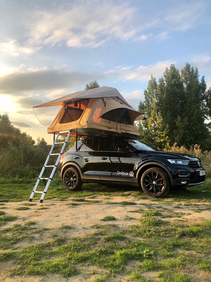 A stylish and compact rooftop tent - the 140S