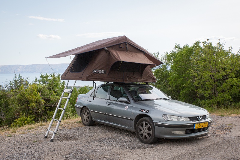 peugeot-406-daktent-1